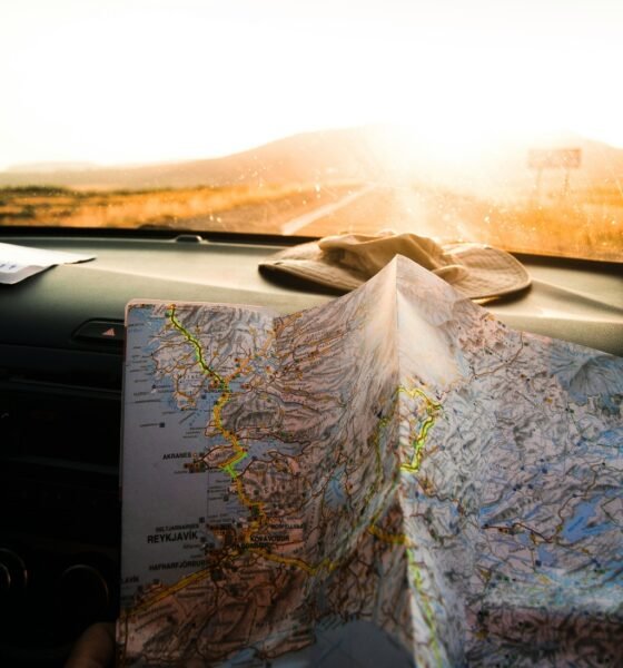 hoptraveler.com Travel Guides & Tips for Smart Explorers